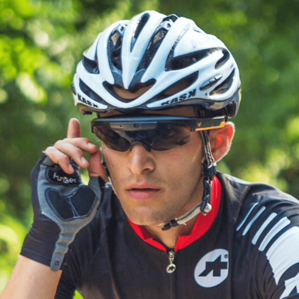 a psychlist using his audio sunglasses to control his music